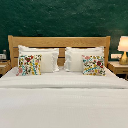 Cliff House, 3Br Lux Farmhouse 2Km To Rajpur Road Dehradun Bagian luar foto
