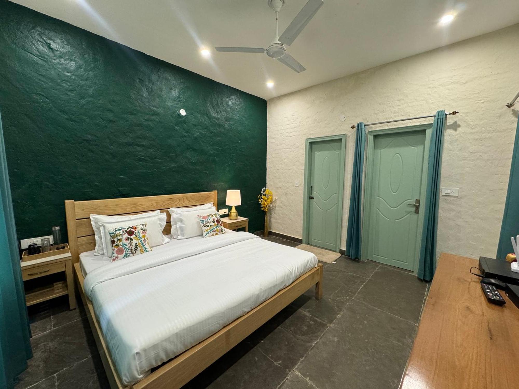 Cliff House, 3Br Lux Farmhouse 2Km To Rajpur Road Dehradun Bagian luar foto