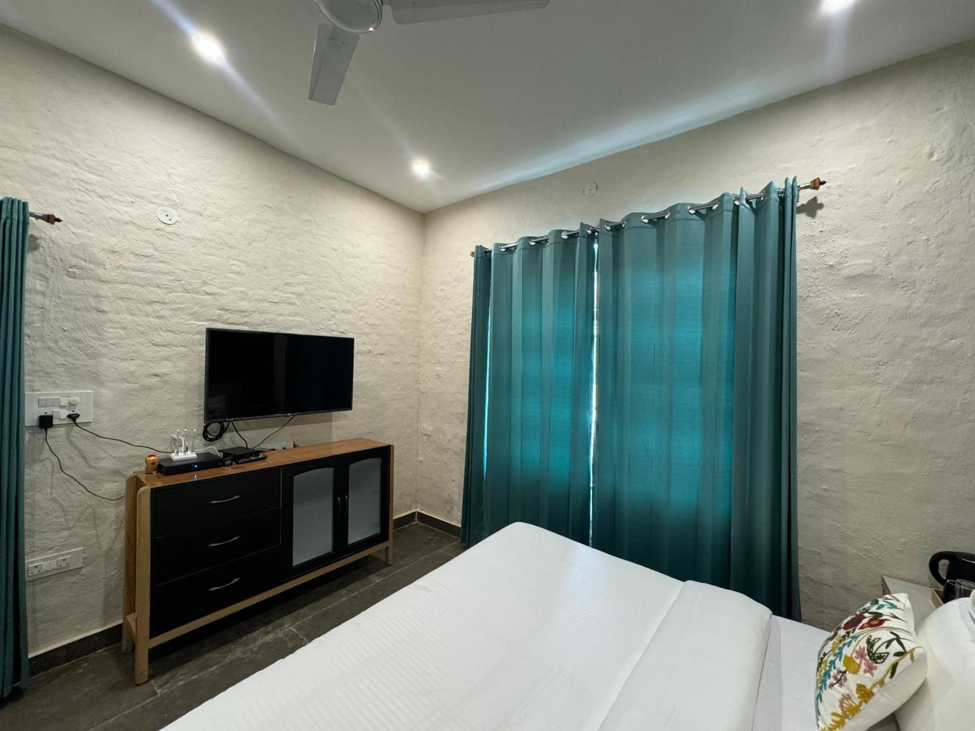 Cliff House, 3Br Lux Farmhouse 2Km To Rajpur Road Dehradun Bagian luar foto