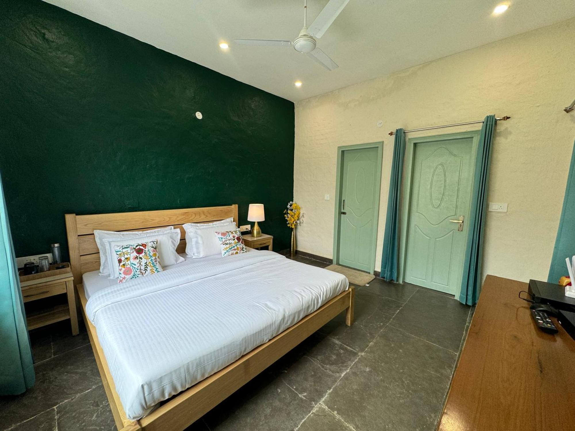 Cliff House, 3Br Lux Farmhouse 2Km To Rajpur Road Dehradun Bagian luar foto